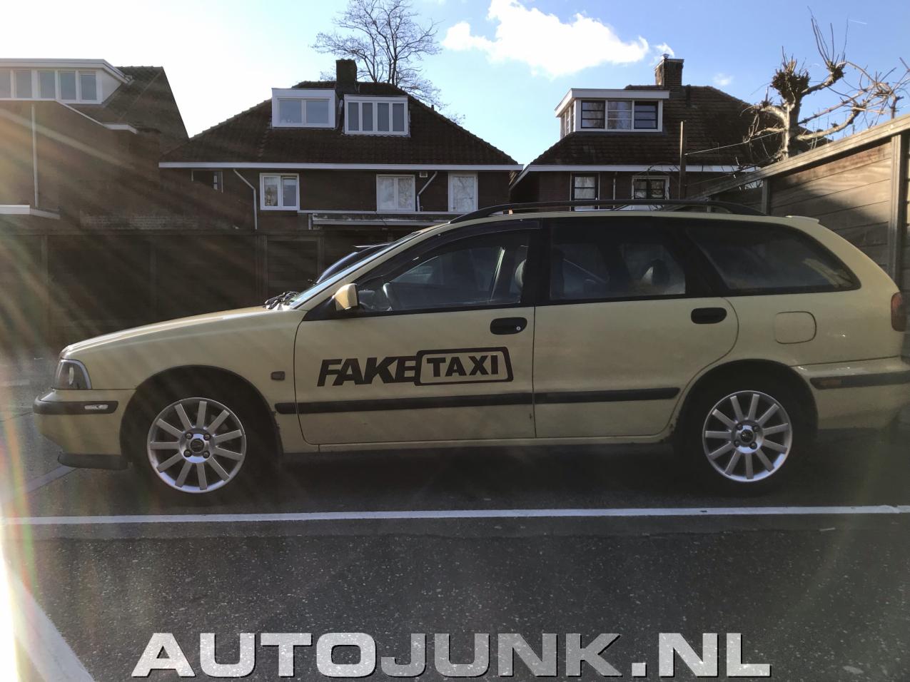 fakte taxi