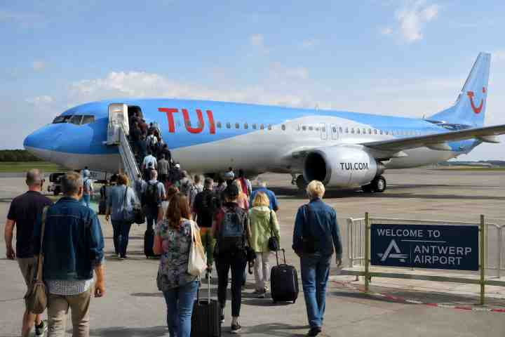 luchthaven vervoer tui